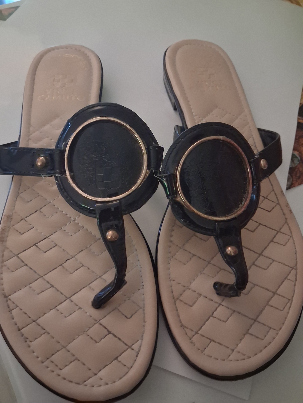 Vince Camuto Black Patent Thong Sandals with Gold Trim